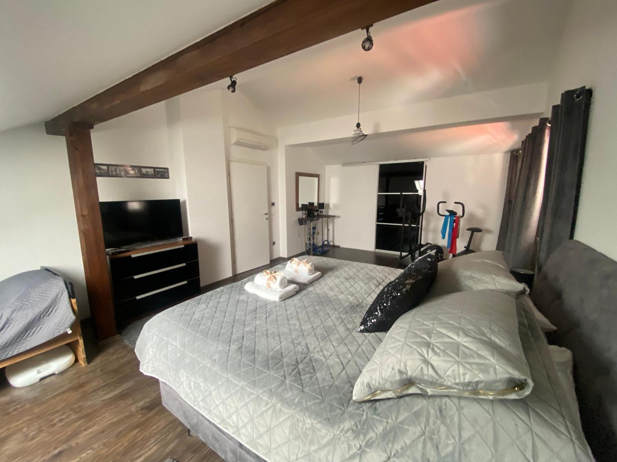 로브란 Penthouse 아파트 외부 사진